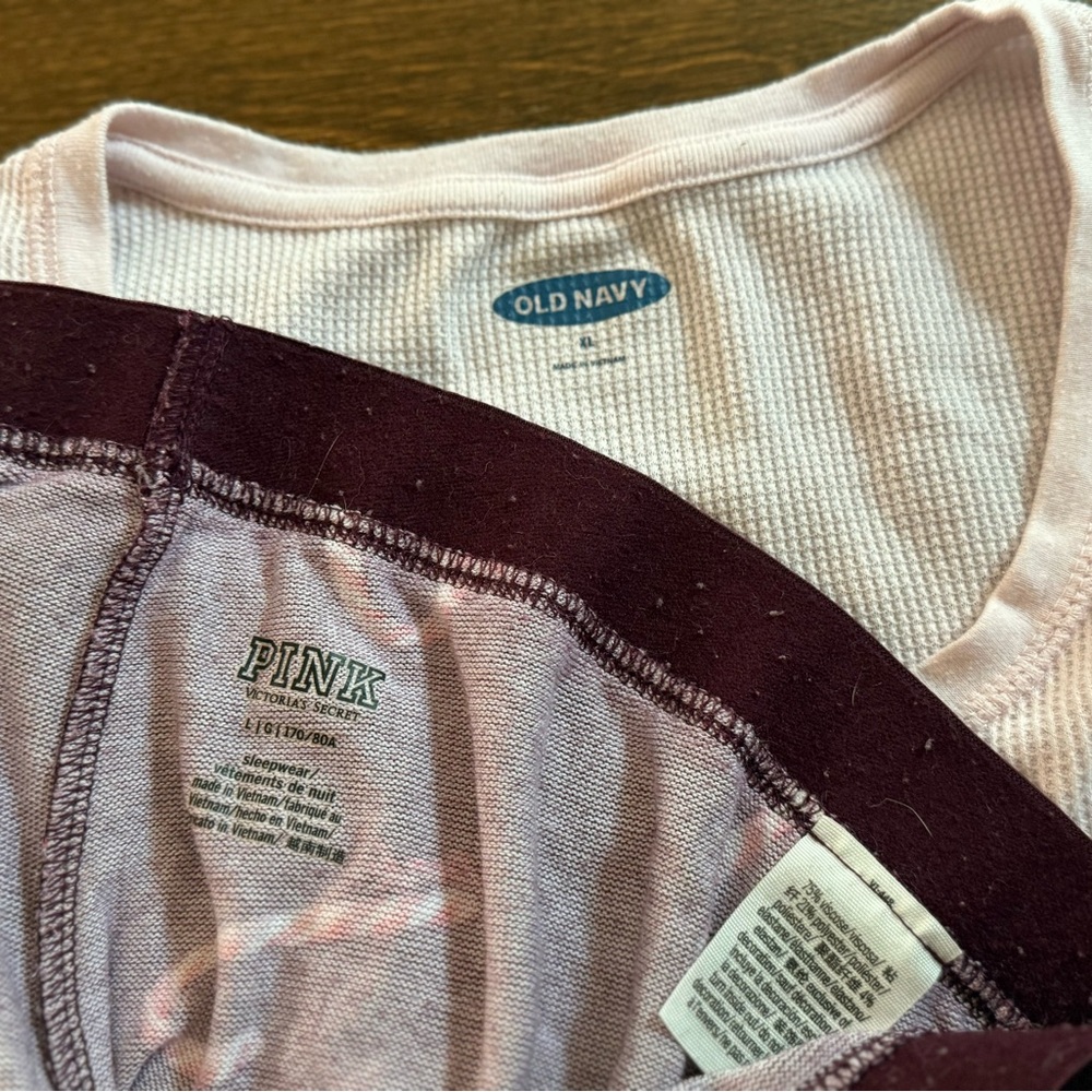 SALE! Candy Cane Pajama Set, Size L-XL Victoria’s Secret Pink - Picture 7 of 7